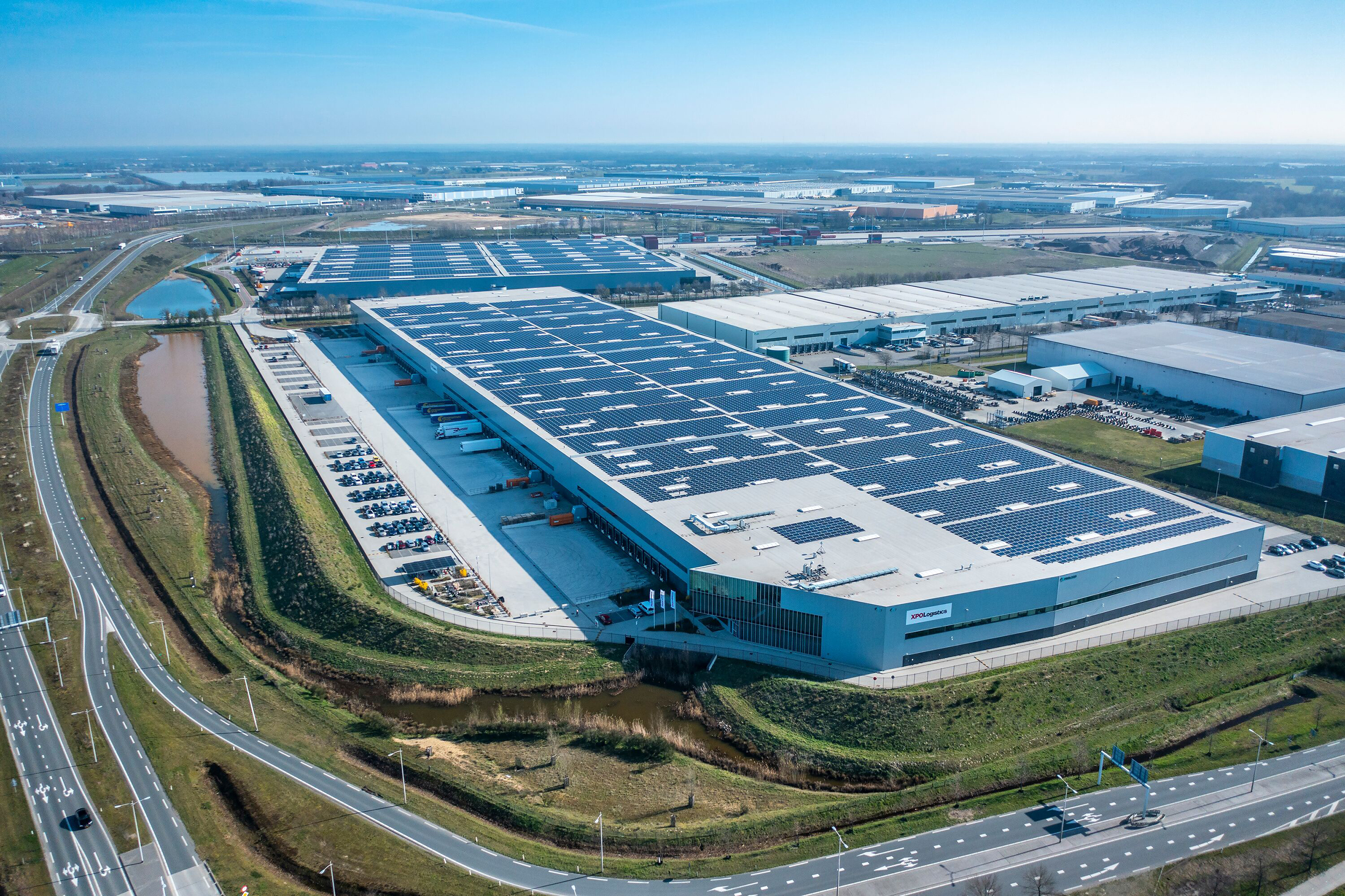 large-venlo_dc7_3.jpg Venlo park zonnepanelen