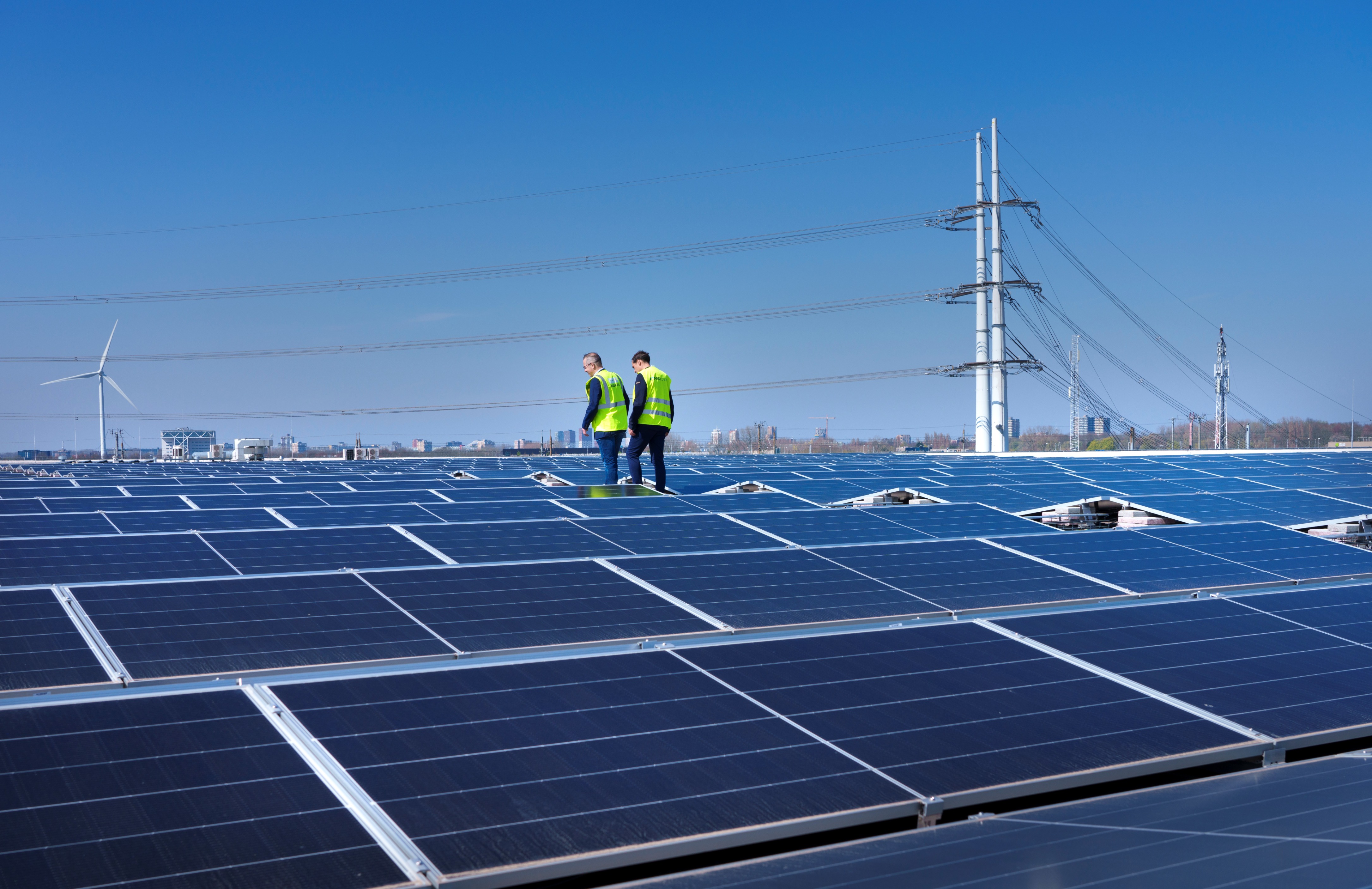 Solar installation on roof of Prologis Park Bleiswijk DC3
